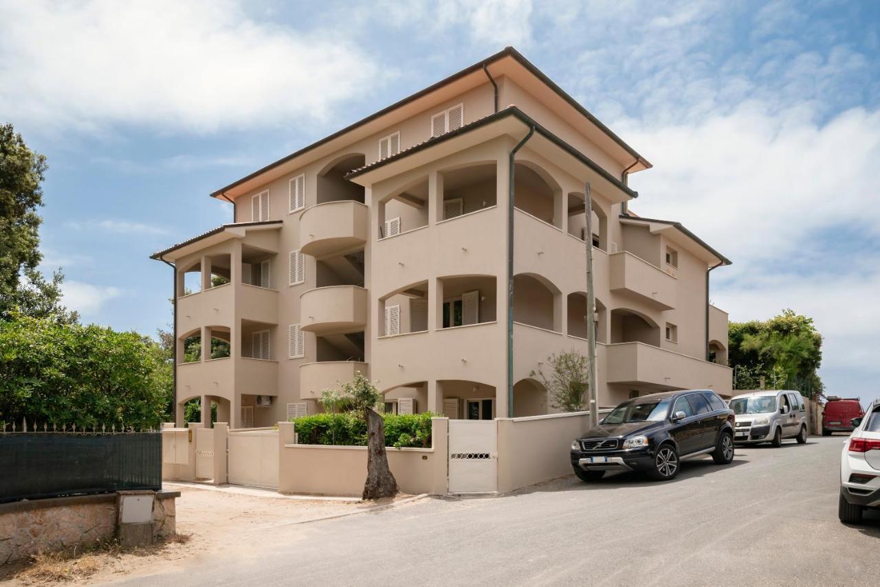 Zefiro Apartments San Vincenzo Exterior foto